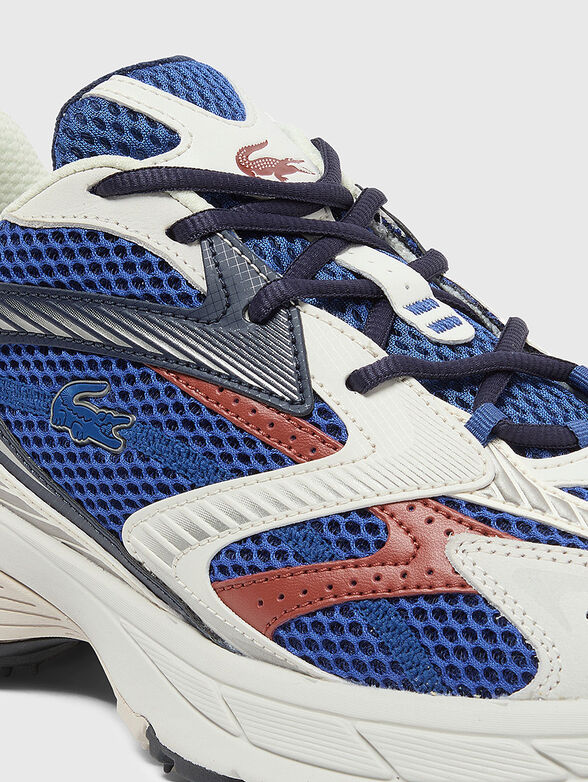 Sports shoes with logo - 4