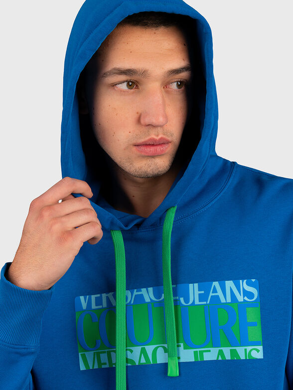Sports sweatshirt with hoodie - 2