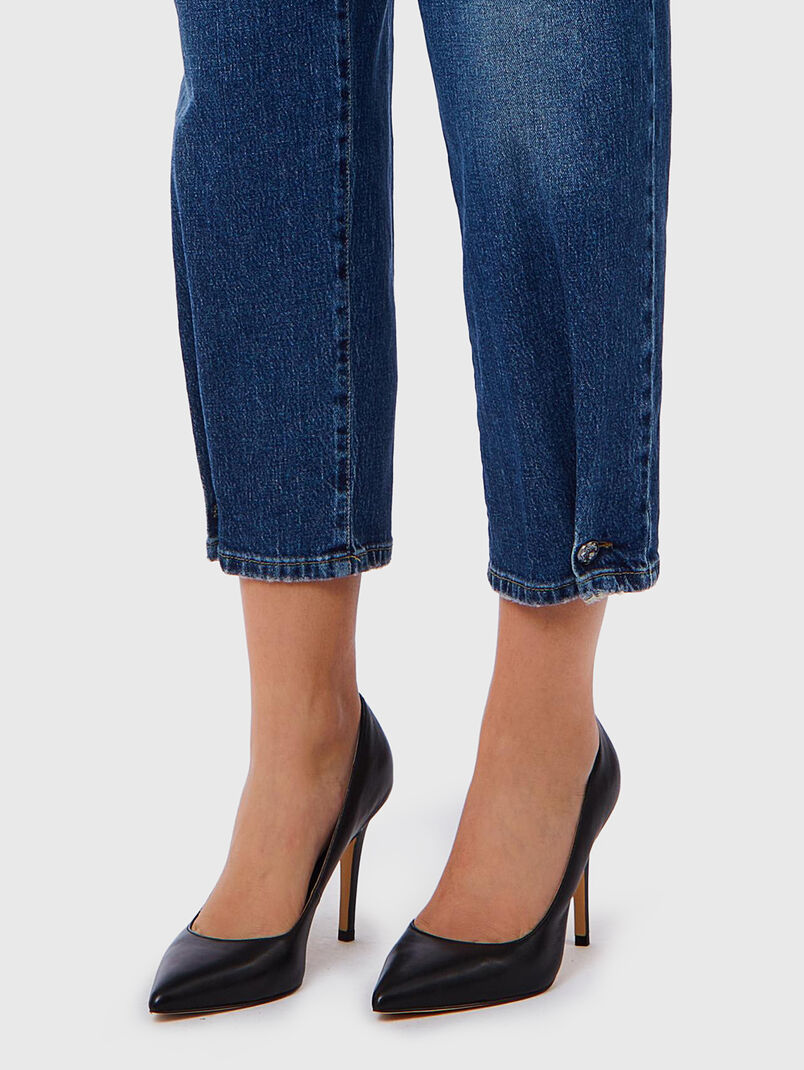 Jeans with bleached look and accent buttons - 3