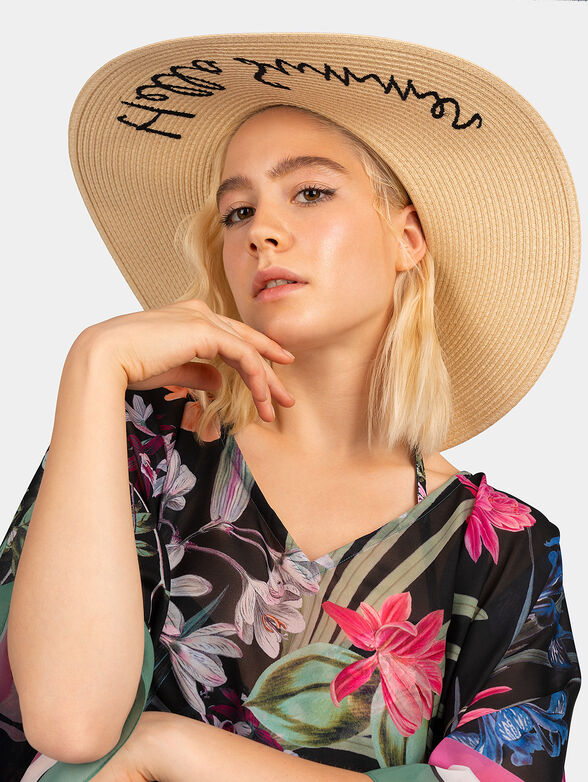 Wide-brimmed hat with inscription - 3