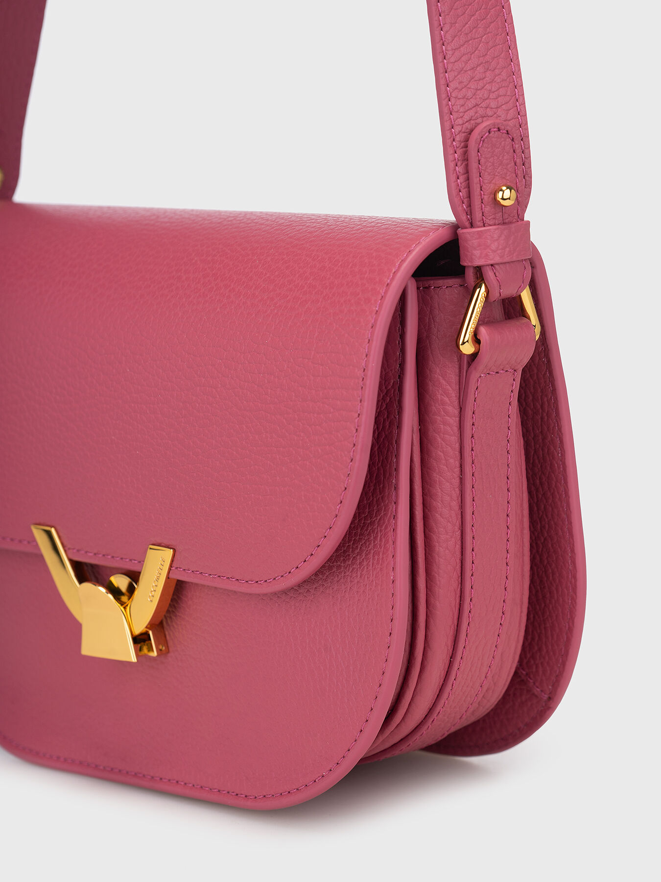 ROSE crossbody bag brand COCCINELLE — Globalbrandsstore.com/en