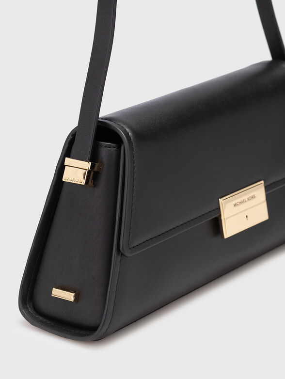 Leather bag with golden details - 5