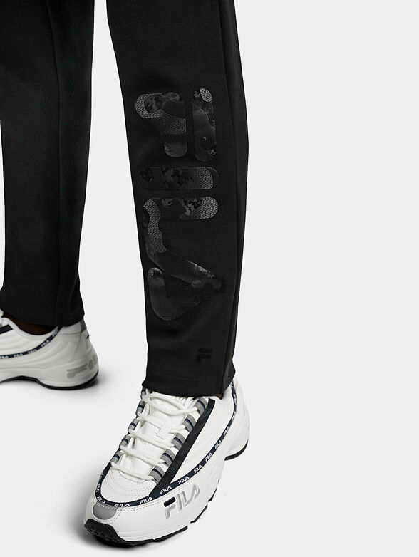 FIONN Joggers with leather logo print - 3