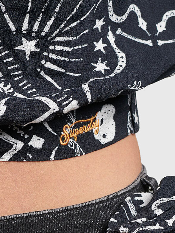 VINTAGE crop blouse with print - 5