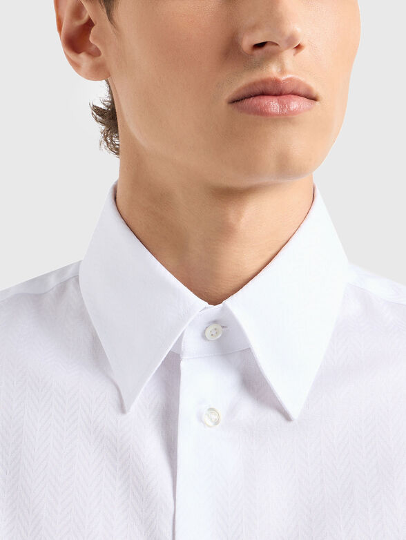 Cotton shirt with herringbone pattern - 4