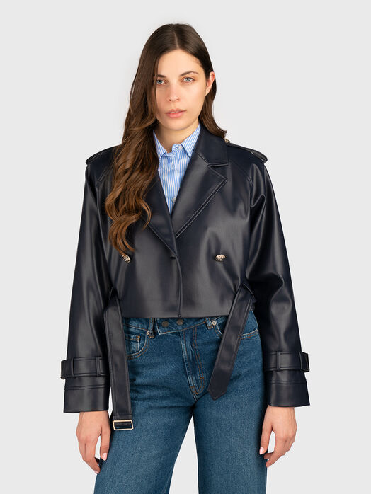 Short cut jacket with waist belt