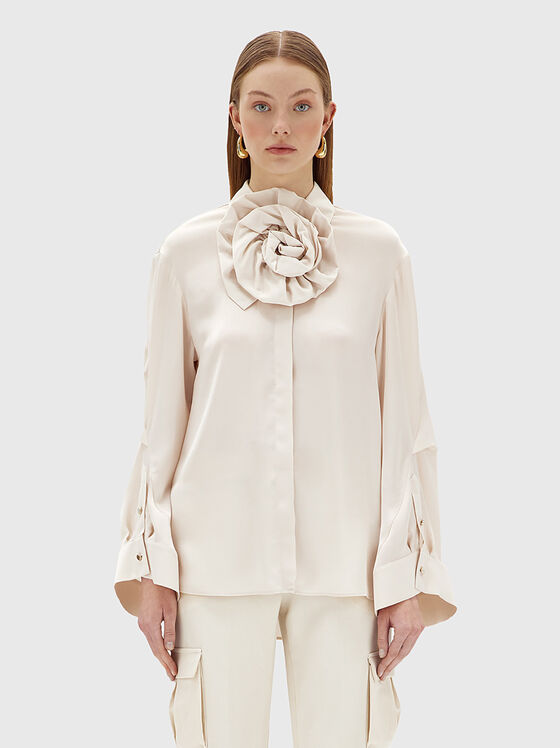 Риза с акцентно цвете - 1