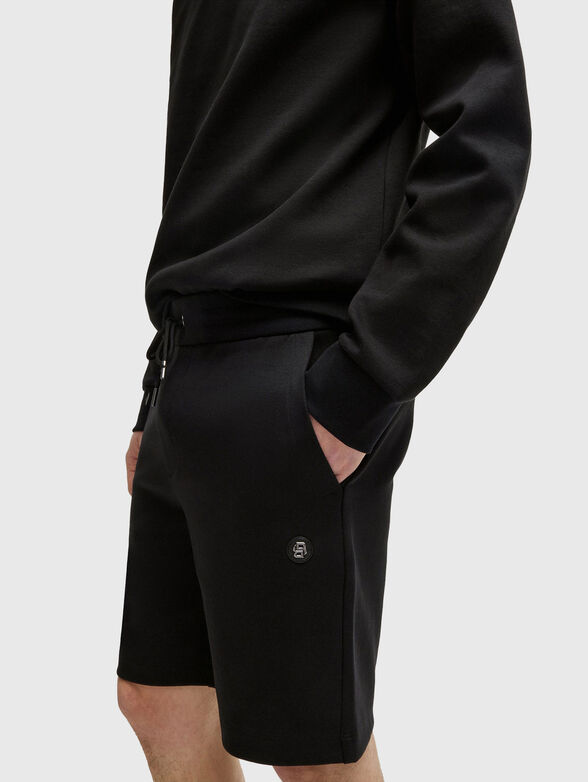 Sports shorts with logo - 3