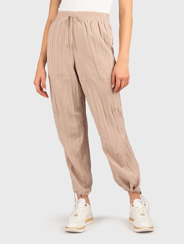 Trousers with high waist and elastic - 1