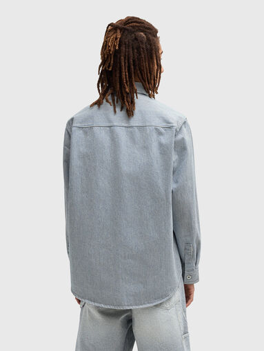 Oversized denim shirt - 3