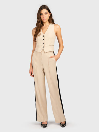 Beige trousers with crease - 5
