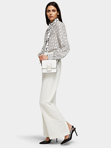 Trousers with back slit hem - 5