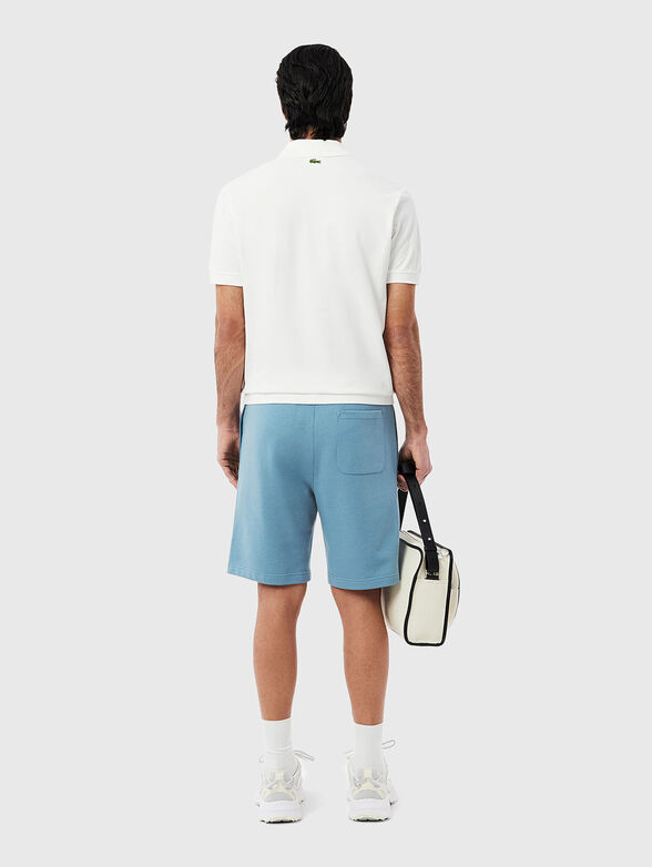 Cotton shorts with logo print in ecru - 2