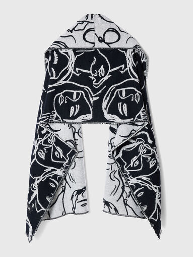 Scarf with art design and pockets - 3