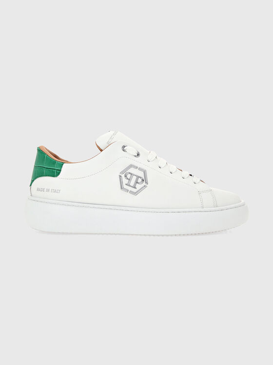 Бели кожени обувки със зелен детайл - 1