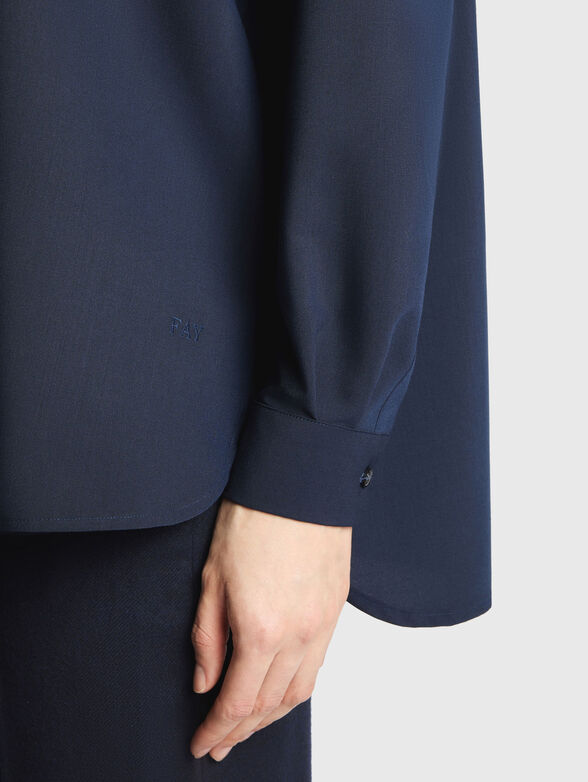 Oversized long-sleeved shirt - 4