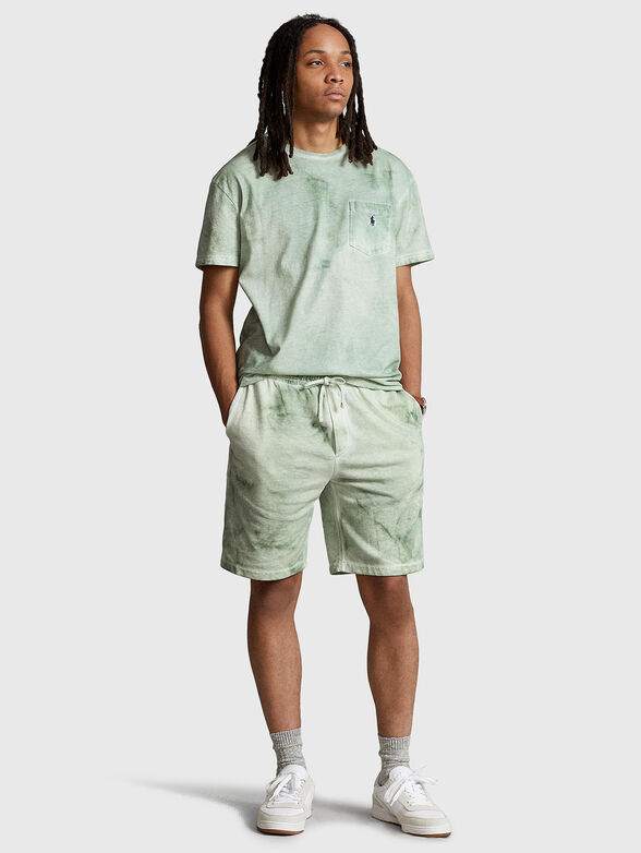 Green T-shirt with logo embroidery and pocket - 2