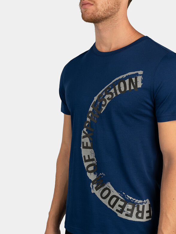 Blue t-shirt with print - 2