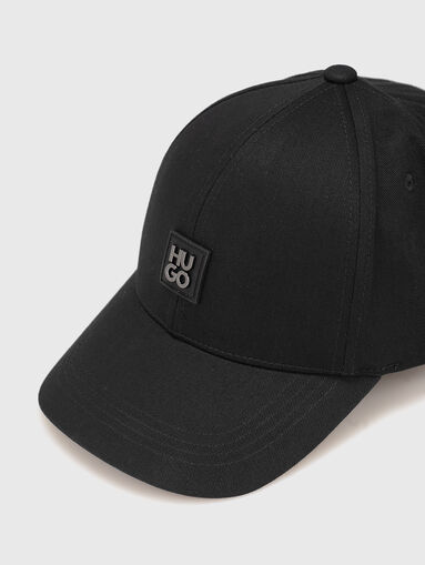 Baseball cap with logo detail - 4