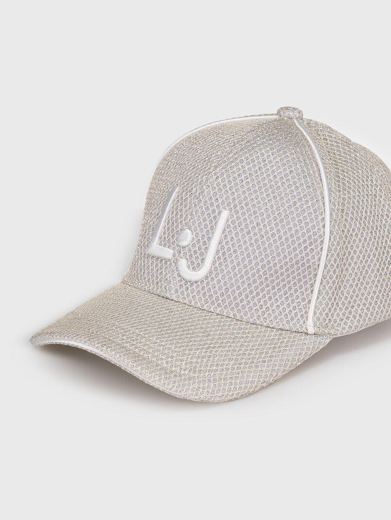 Hat with logo accent  - 3
