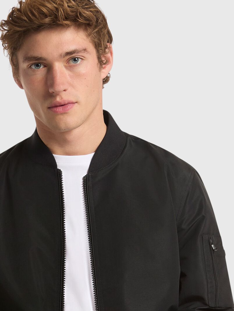 Black bomber jacket - 3