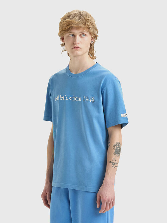 LEGACY unisex beige T-shirt with contrast inscription - 1