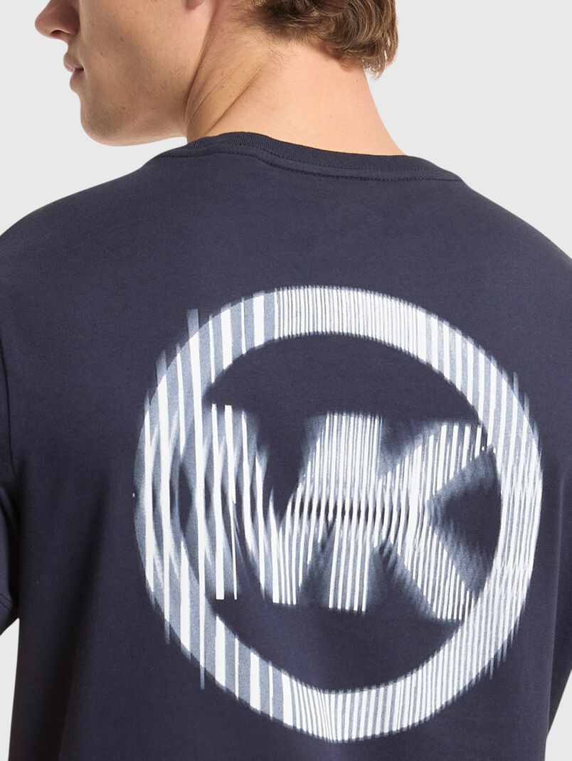 Cotton T-shirt with a graphic print - 3