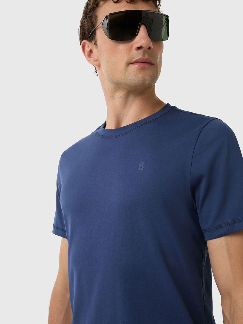 ROC T-shirt with oval neckline in beige - 3