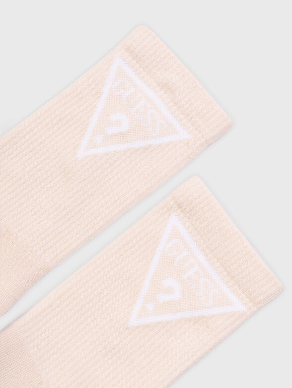 Pink socks with contrasting logo - 2