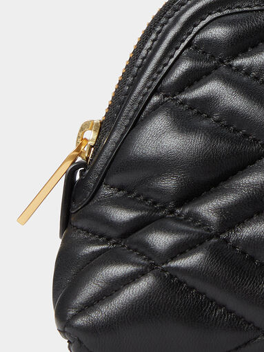 Leather pouch with quilted effect - 4