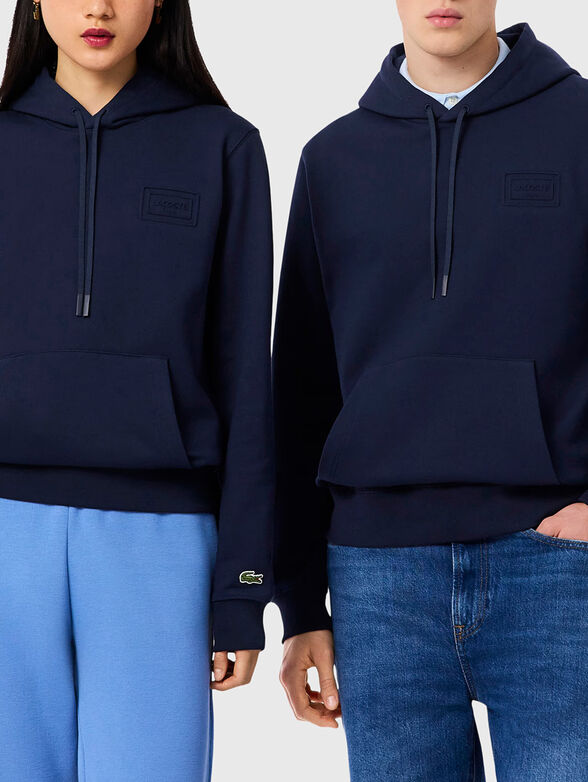 Unisex sweatshirt with an embossed logo - 1