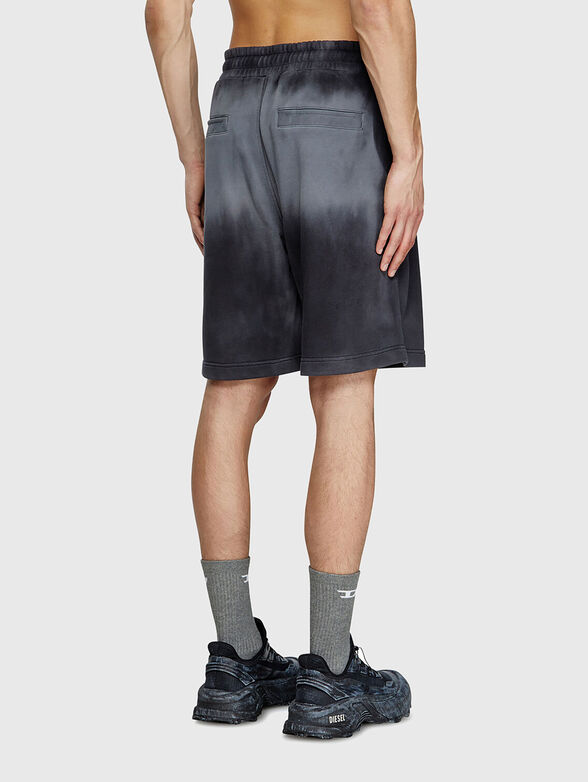 P-CROWNE-R1 sports shorts - 2