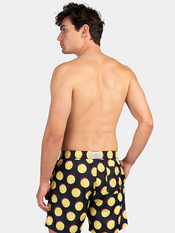 Black swim trunks with lemon print - 2