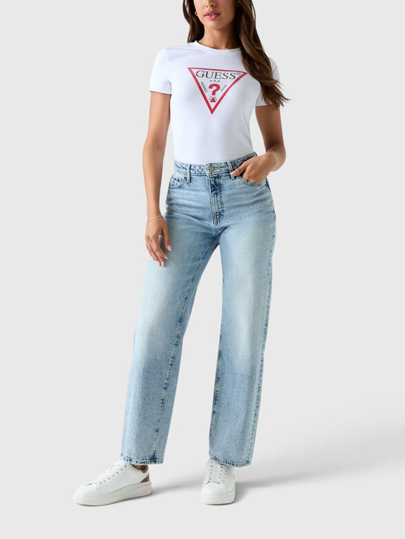 T-shirt with a triangular logo - 2