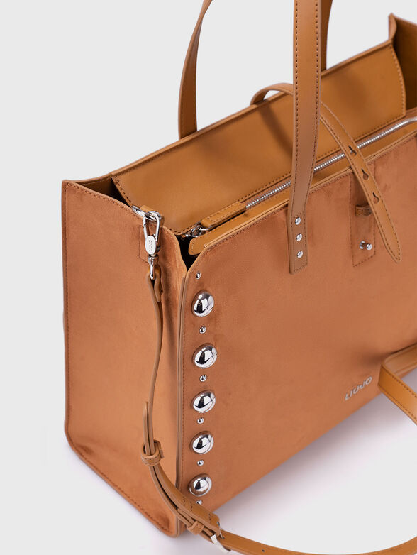 Large bag with eyelets and long strap - 5