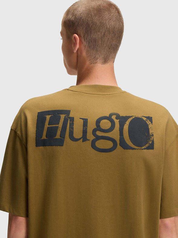 Oversized T-shirt with accent back - 4