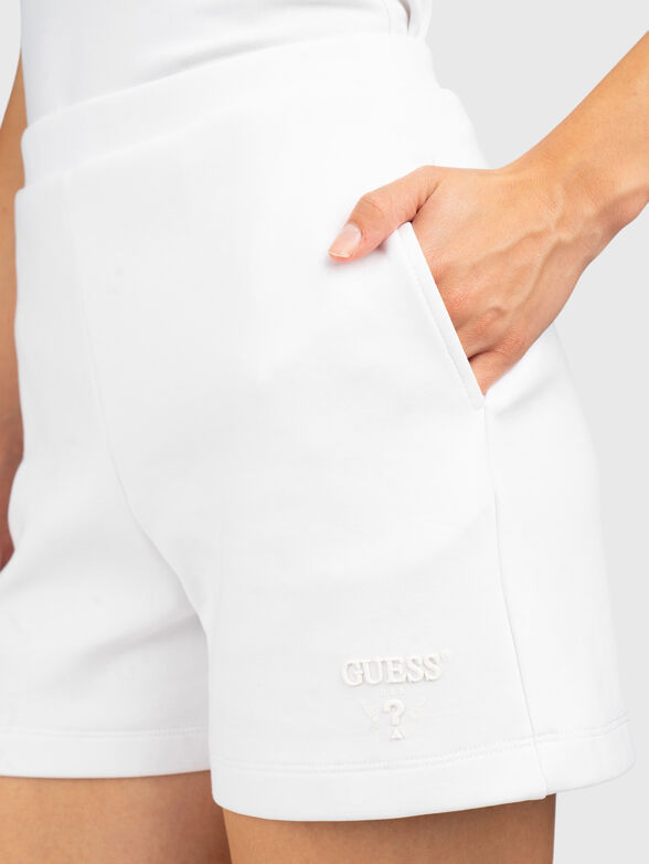 White sports shorts - 3