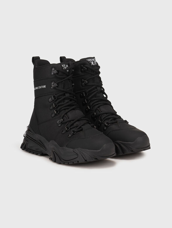 Black boots with contrasting logo inscription - 2