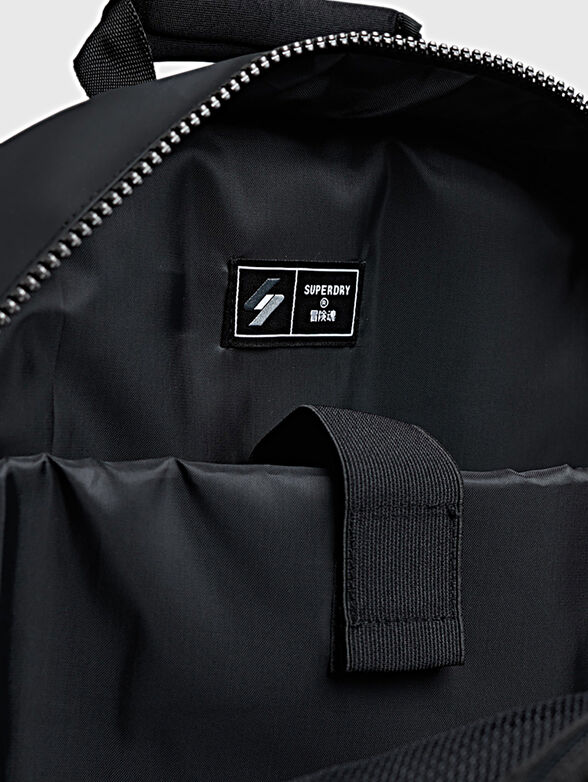 Black backpack with logo detail - 6