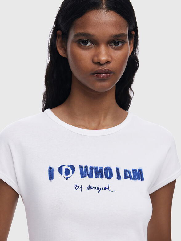 T-shirt with contrasting inscription - 4