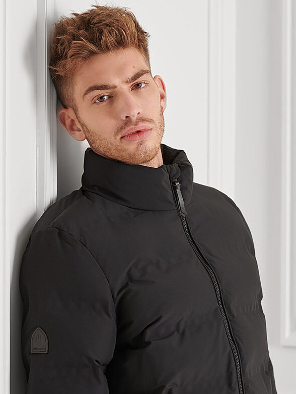 Padded jacket with delicate logo patch - 4