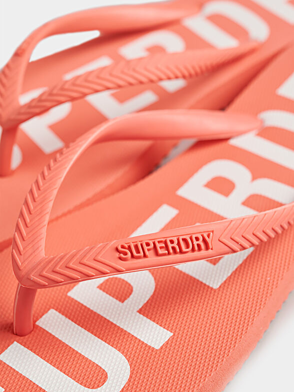 ESSENTIAL beach shoes in coral color - 2