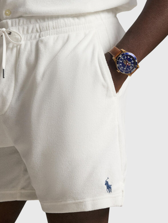 Shorts with a mini logo - 3