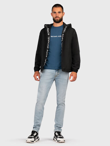 Blue T-shirt with accent print on the back - 5