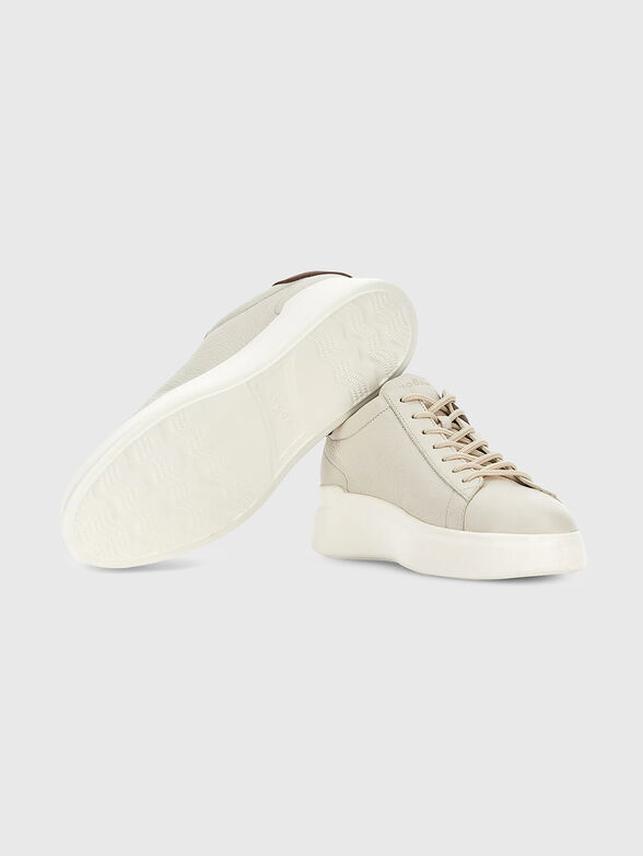Leather sneakers with a logo detail - 5
