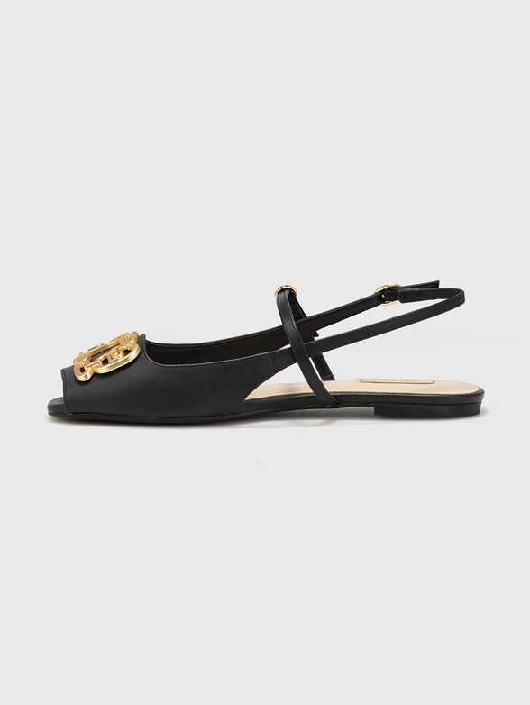Leather sandals with gold accents - 4