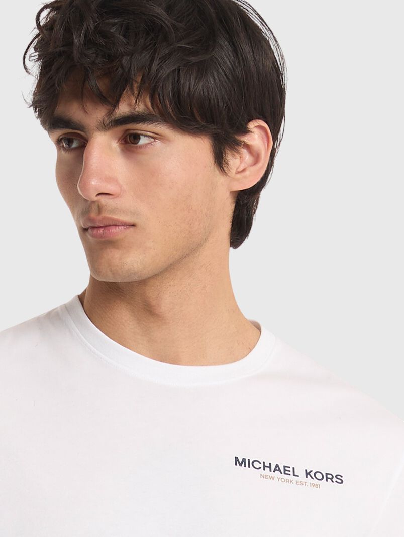 T-shirt with contrasting print - 3