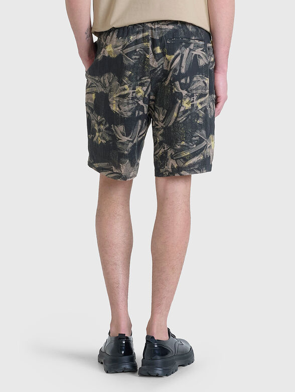 Shorts with abstract print - 2