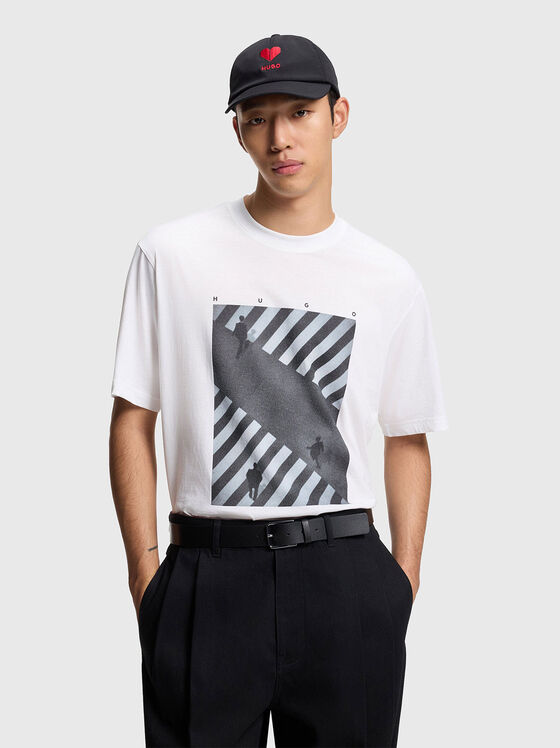 Тениска с овално деколте и принт - 1