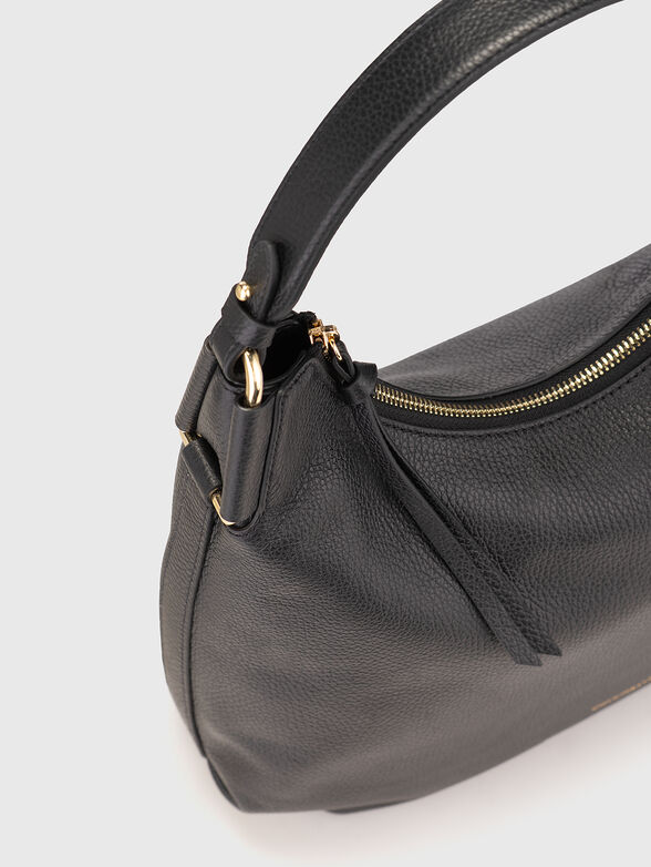 Leather bag with long strap - 5